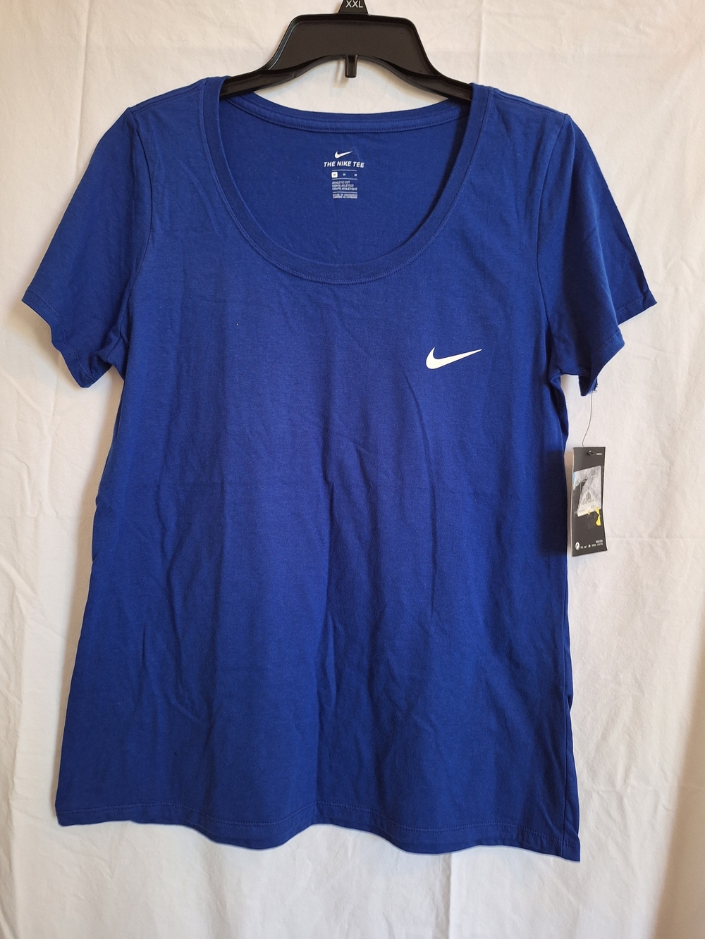Nike Women’s Royal Blue Scoop Neck Tee Sz M NWT